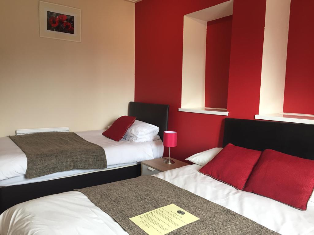 Stag & Pheasant Inn Carmel Экстерьер фото