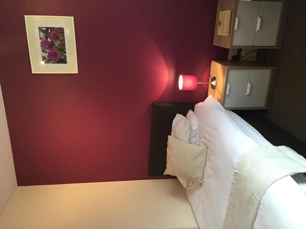 Stag & Pheasant Inn Carmel Экстерьер фото