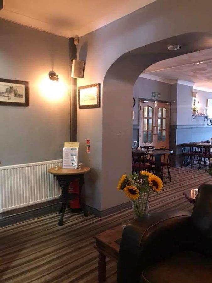 Stag & Pheasant Inn Carmel Экстерьер фото