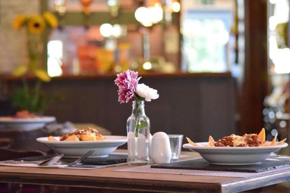 Stag & Pheasant Inn Carmel Экстерьер фото